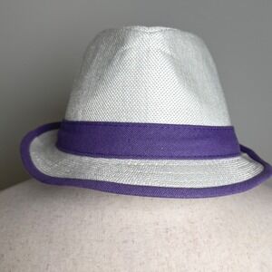 Stacy Adams Mens Large White Purple Fedora Hat W/‎ Black Cherub Logo
